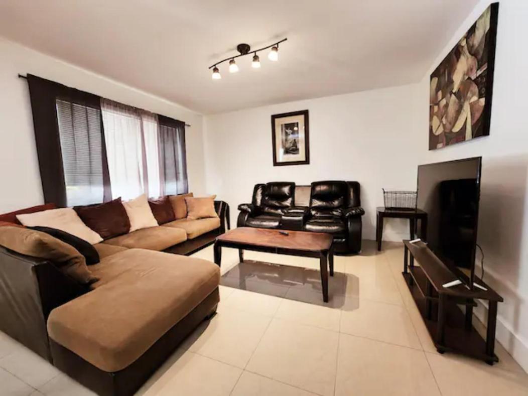 A4 - Endless Summer Rentals - Downtown Apartment Near Park, Ports, And Beach Fort Lauderdale Kültér fotó