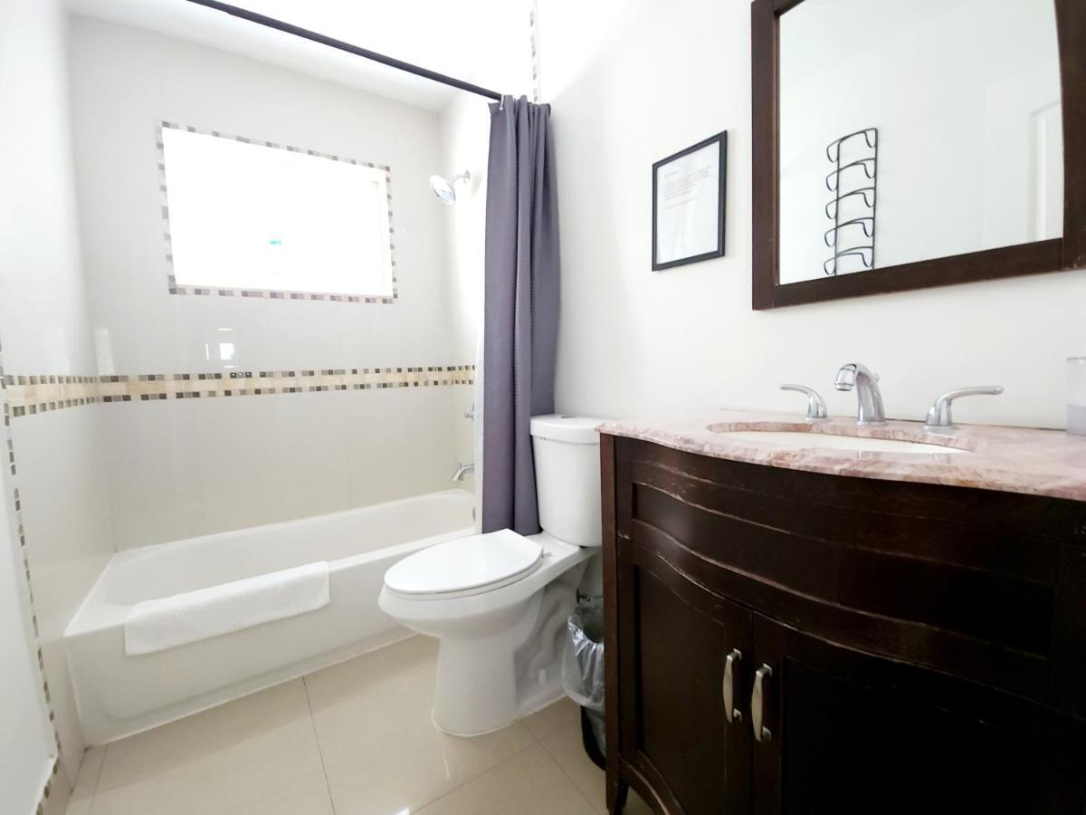 A4 - Endless Summer Rentals - Downtown Apartment Near Park, Ports, And Beach Fort Lauderdale Kültér fotó