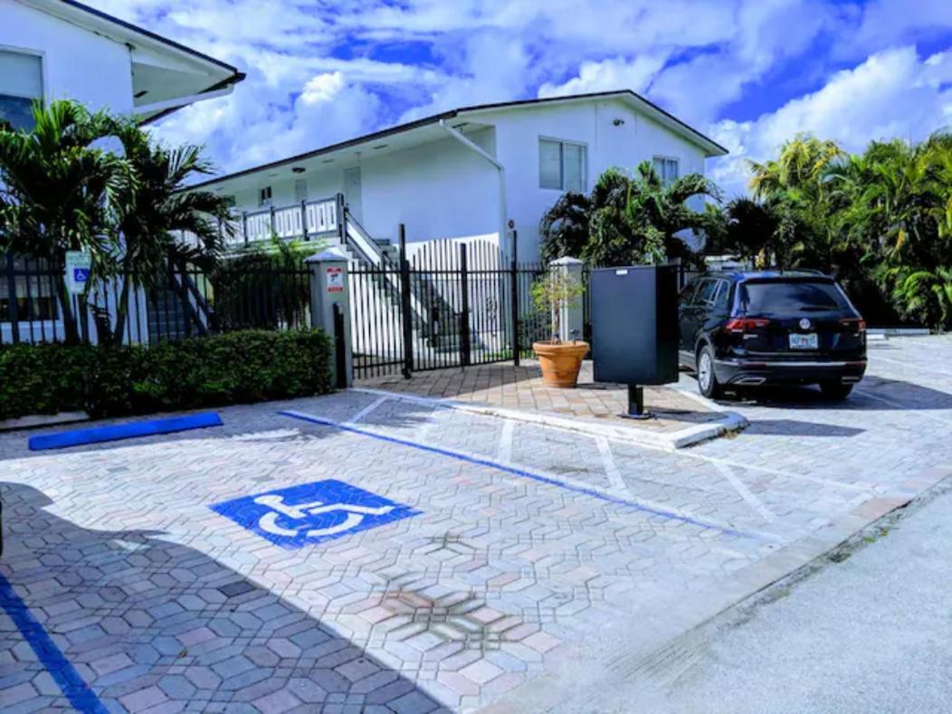 A4 - Endless Summer Rentals - Downtown Apartment Near Park, Ports, And Beach Fort Lauderdale Kültér fotó